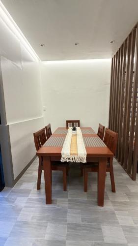 Newly Build - Cozy Modern 2BR Shell Homestay in Davao City in Catalunan Pequeno