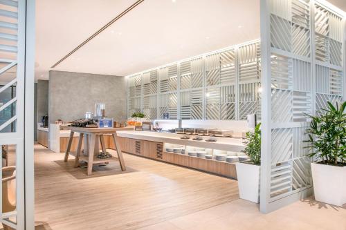 Eten en drinken, Holiday Inn & Suites Sunshine Coast by IHG in Sunshine Coast
