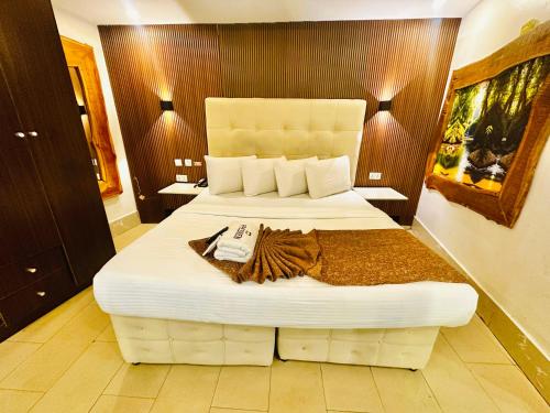Presken Hotel Alade, Ikeja – Ikeja, NY