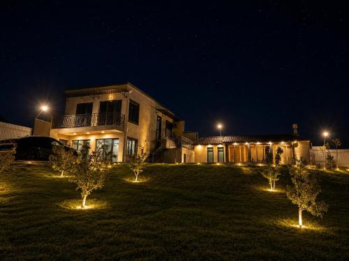 Ararat View Villa in Zovuni
