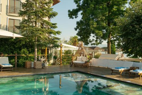 Swimming pool, Lale Boutique Hotel in Sapanca