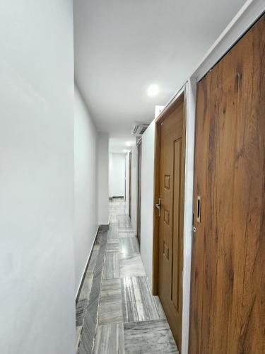 Lowfare Dormitory in Kozhikode / Calicut