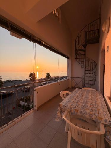 Un Terrazzo sul Tirreno in Terme Luigiane