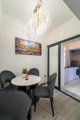 NB Aura House in Hoan Kiem District - Ngoc Son Temple