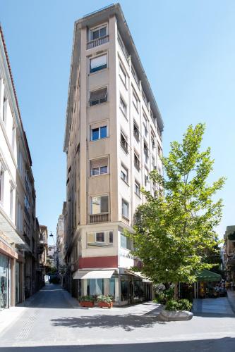 Mosaikon Guesthouses #Aiolou Str - image 5