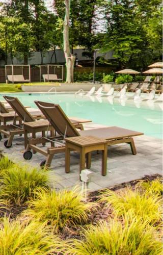 Modern Comfort Prime Location in Ansley Park