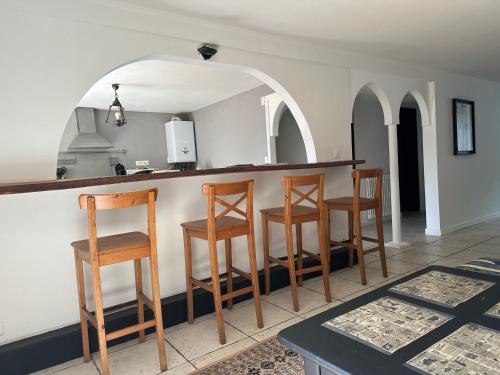 Villa spacieuse cachet unique proche océan, face parc paysager et aquatique