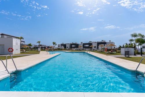Habitat Valle Romano with Pool, Gym & Playground by Downtown Apartments Spain