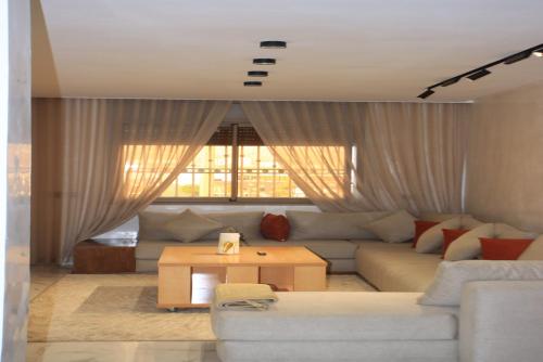 residence marhaba2 only family and married couple in 다흘라