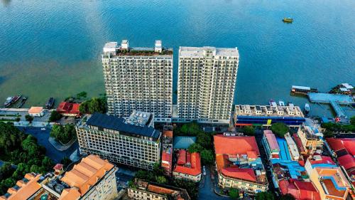 The Flora Riverside Condo - Phnom Penh