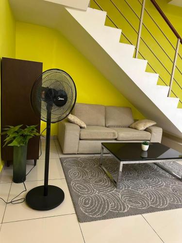 Pa & Ma Homestay Near Hospital 4BR Kulim Hitech in Kulim