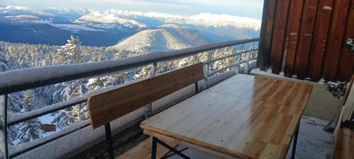 Ideally located apartment with magnificent view