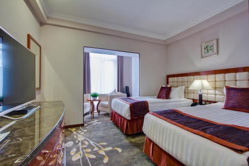 room detail thumbnail 1