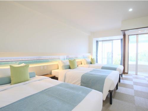 Seven Colors Ishigakijima