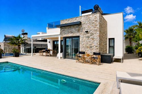 Hillside Luxury Villas by NRAS