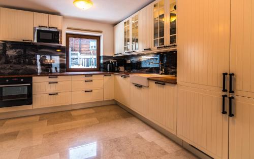 Konyha, Villa Gastuna in Badbruck