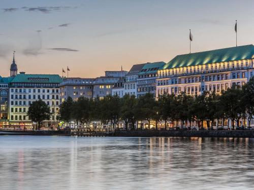 Fairmont Hotel Vier Jahreszeiten, Hamburgo (foto 2)