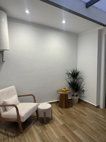 Elegante apartamento totalmente reformado in Zarra
