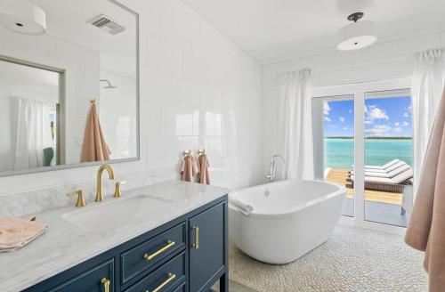 Villa Grande Exuma in Hartswell