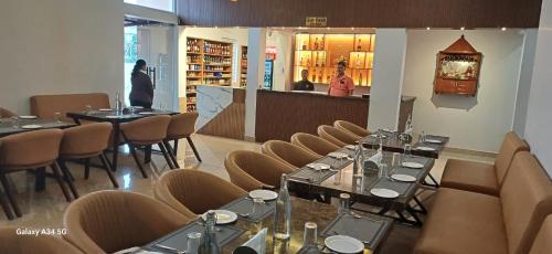 Banquet hall, Hotel Srirangasthalam in Chitradurga