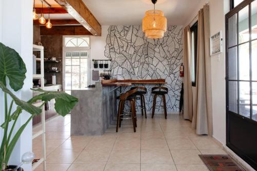 6BR Beachfront Compound w-Generator & Games in Camuy