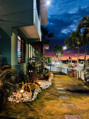 6BR Beachfront Compound w-Generator & Games in Camuy