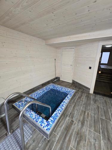 Sauna, Садиба у Курила з сауною та чаном на дровах in Kosmach