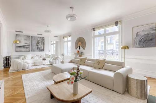 AC Eiffel Tower Luxury residence 250 m 3 bedrooms