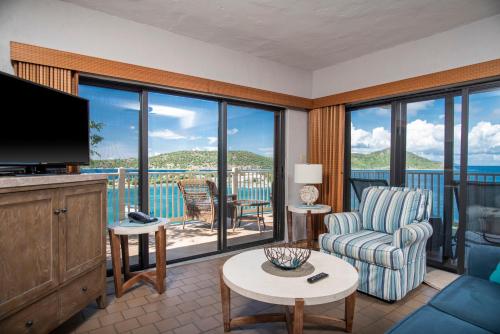 Point Pleasant Resort® 1BR Villa with Ocean Views in 史密斯灣