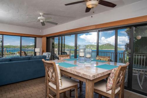 Point Pleasant Resort® 1BR Villa with Ocean Views in 史密斯灣