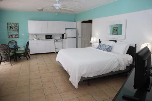 Point Pleasant Resort® 1BR Suite with Ocean Views in Smith Bay