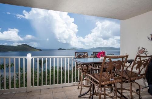 Point Pleasant Resort® 2BR Villa with Ocean Views in Smith Bay