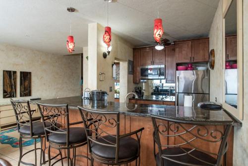 Point Pleasant Resort® 2BR Villa with Ocean Views in Smith Bay