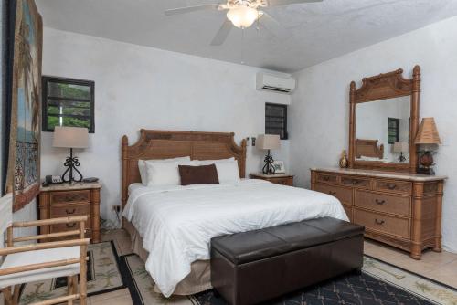 Point Pleasant Resort® 2BR Villa with Ocean Views in Smith Bay