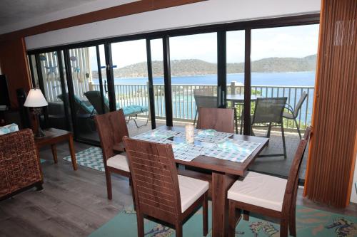Point Pleasant Resort® 1BR Villa with Ocean Views in 史密斯灣