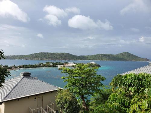 Point Pleasant Resort® 1BR Suite Near the Pool in Smith Bay