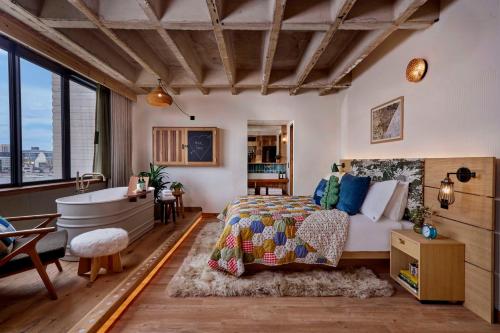 Treehouse Hotel Manchester, Manchester