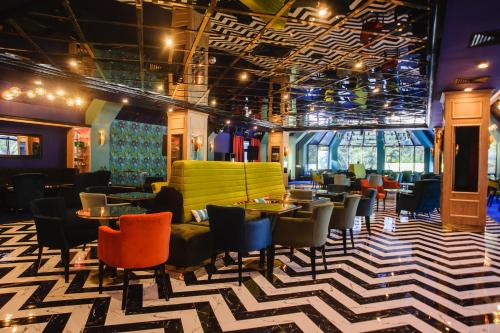 Ravintola, Hotel Intourist Palace Batumi in Batumi