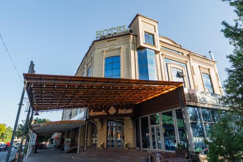 hotel photo