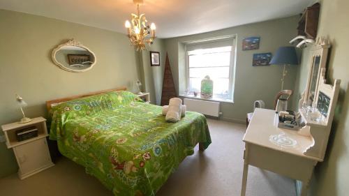Market House 17th Century Boutique B&B chambre d'hôte Ballands Castle