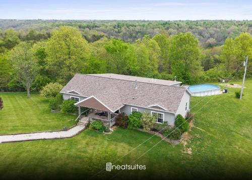 80 Acres, Pool, Game room with Ping Pong & Billiards!, Pendleton