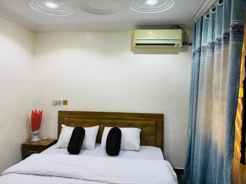 Stylish Cozy Stay I PLV Apartment Room 107 in Ilorin