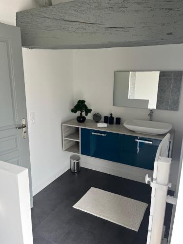 Maison élégante 100m2, jacuzzi privatif et jardin (Maison elegante 100m2, jacuzzi privatif et jardin) in Arbanats