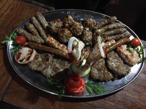 餐廳, Gostilna in prenocisca Gedzo in 新梅斯托