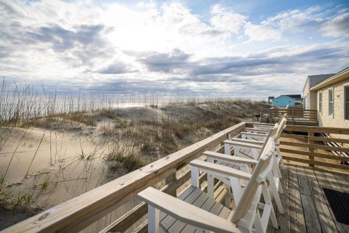 Oceanfront Escape with Coastal Views in Heart of KDH - image 5