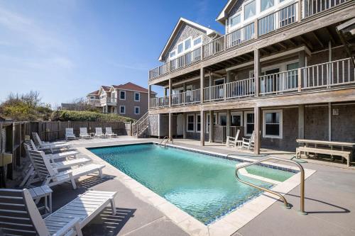 Beachfront Oasis w Dune Walkover Pool n Spa & More - image 4