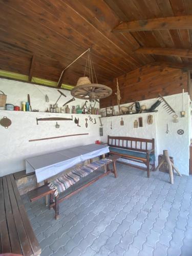 Altan/terrasse, Patakparti Pihenő (Patakparti Piheno) in Cserépváralja