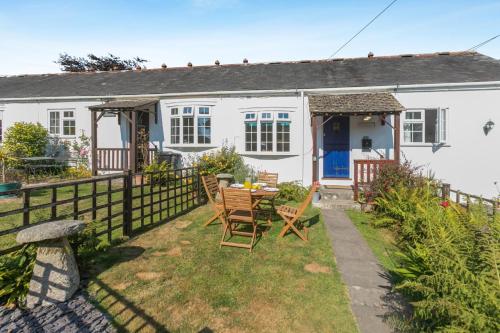 Facilities, 2 Bed in St. Keverne oc-p00724 in Manaccan