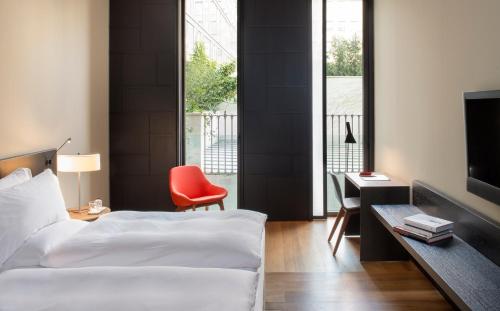 room detail thumbnail 0