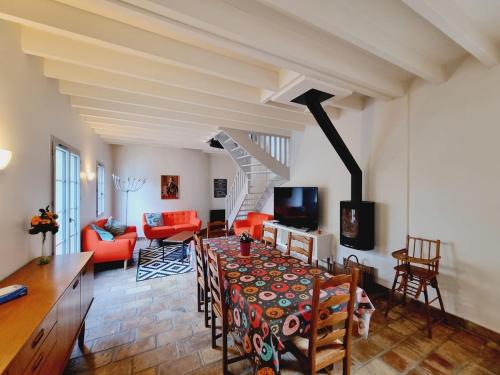 Family home with garden quiet near Paris - Location saisonnière - Brunoy